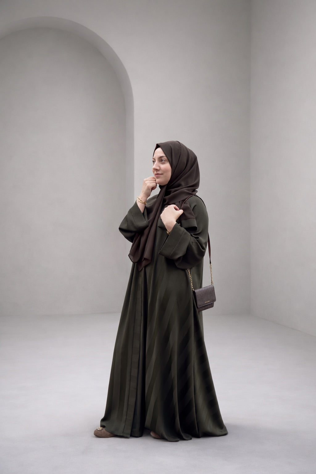 Khaki Sahra Abaya