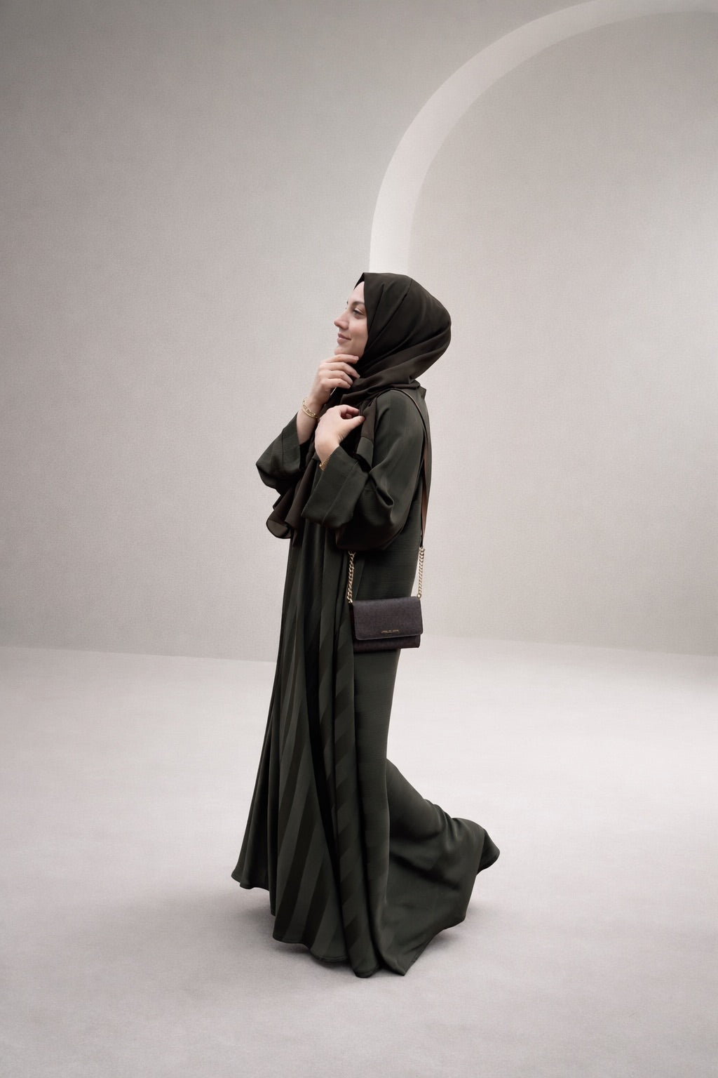 Khaki Sahra Abaya