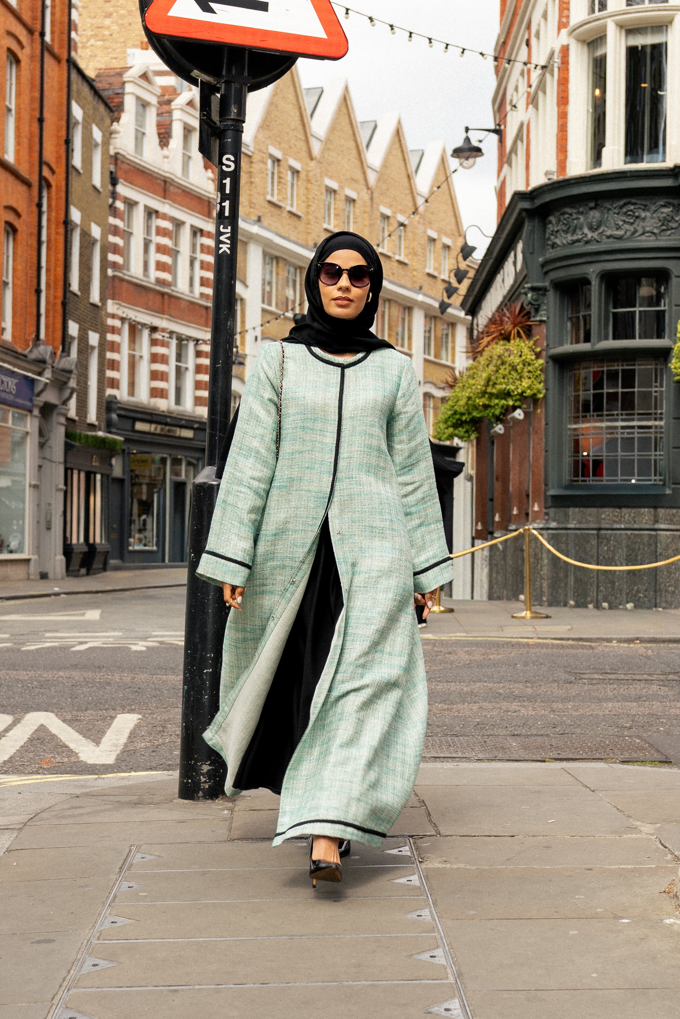 Handmade Tulip Abaya – Mint Green